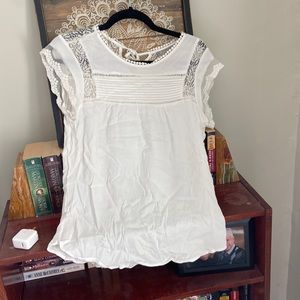 Daniel Rainn Becru Lace Detail Blouse